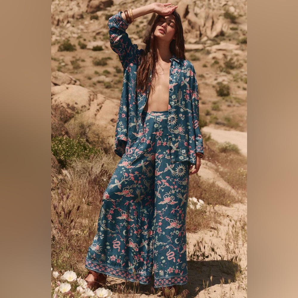 Spell NWT Desert Bandita Elastic Waistband Wide Leg Pant IN Cobalt and Pink